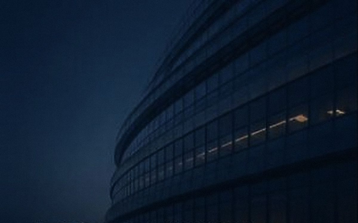 Arquitectura contemporanea en tonos sobrios